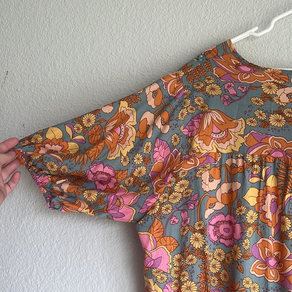 Colorful Dress - Picture 14 of 16